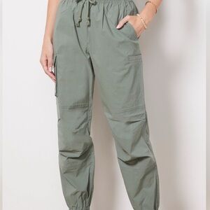 Sweaty Betty Quinn Cargo Pants Jogger Gorpcore Athleisure hiking Casual